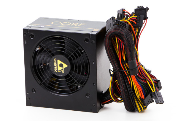 Napajanje 700W CHIEFTEC BBS-700S 80 Plus Gold